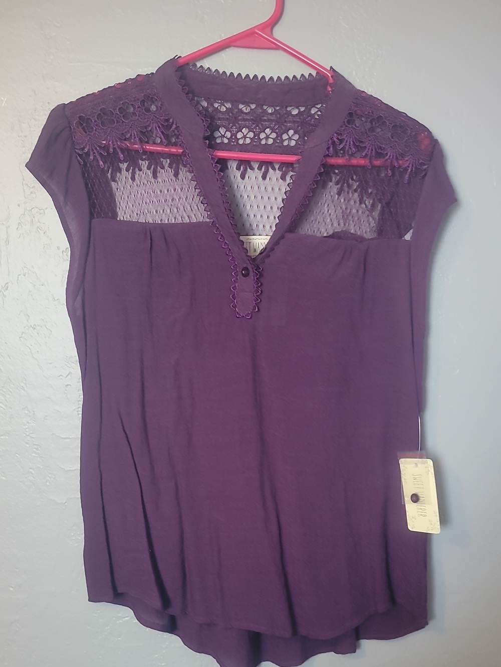 Sweet Wanderer Purple Lace Yoke Cap Sleeve Cami